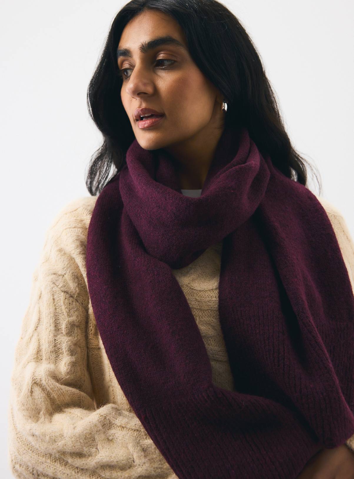 Burgundy Knitted Scarf One Size - Image 1